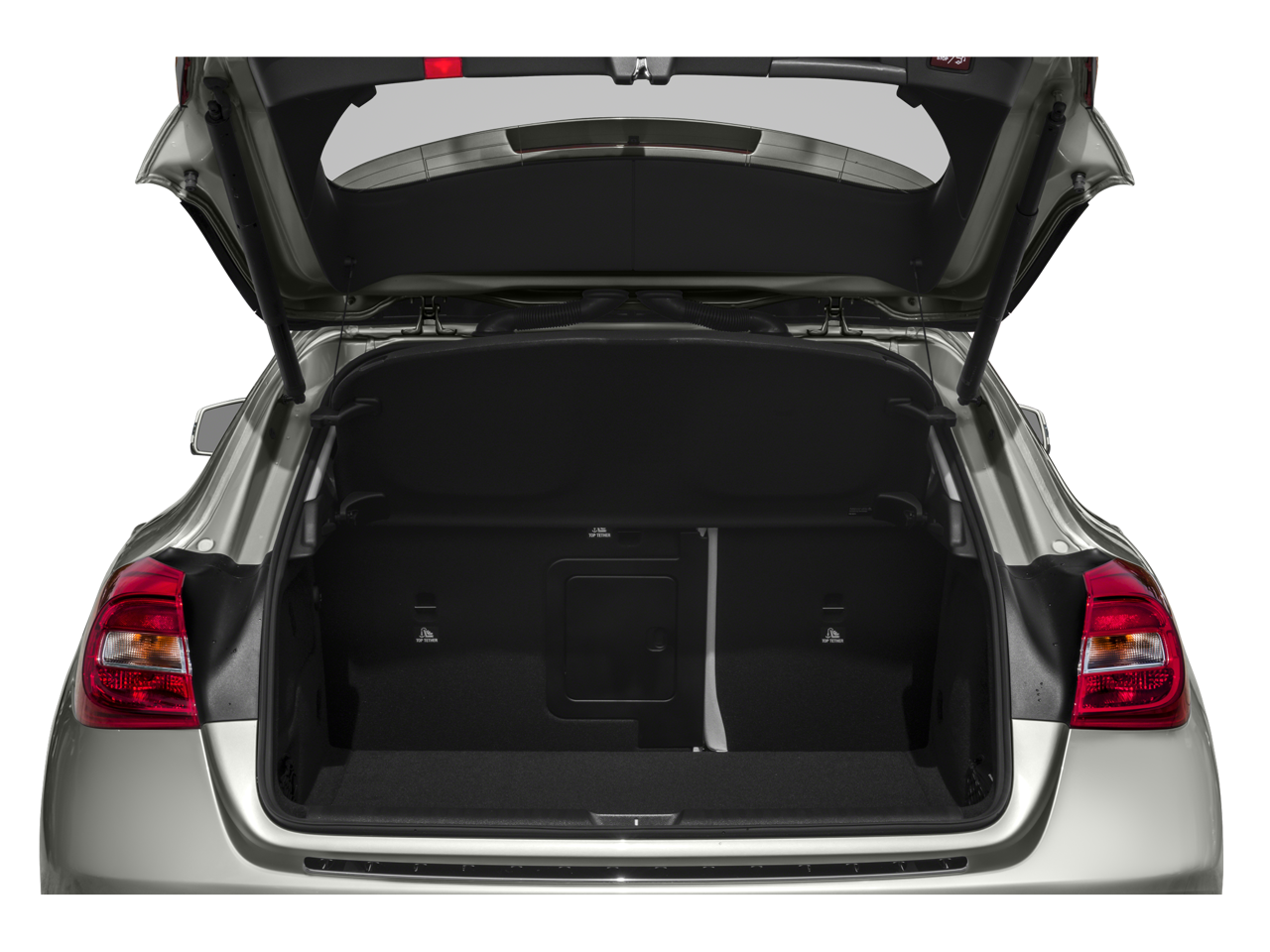 2015 Mercedes Benz GLA 250 4MATIC photo 2