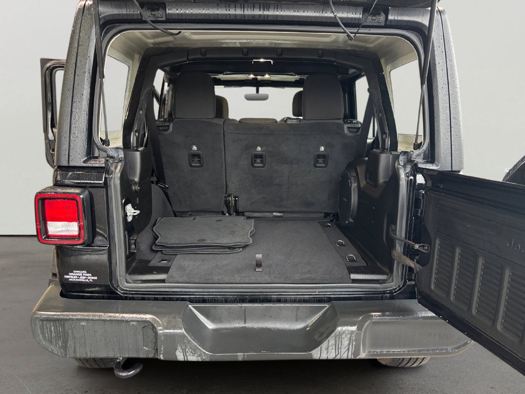 2018 Jeep Wrangler JK Unlimited Sahara