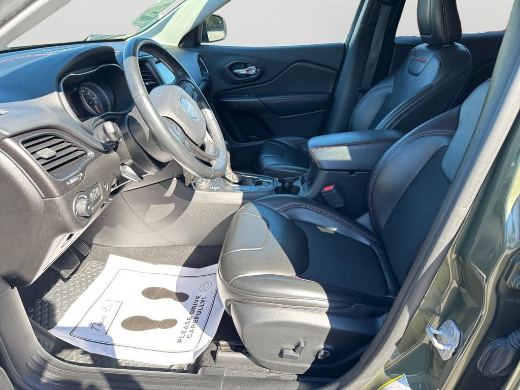 2020 Jeep Cherokee Trailhawk