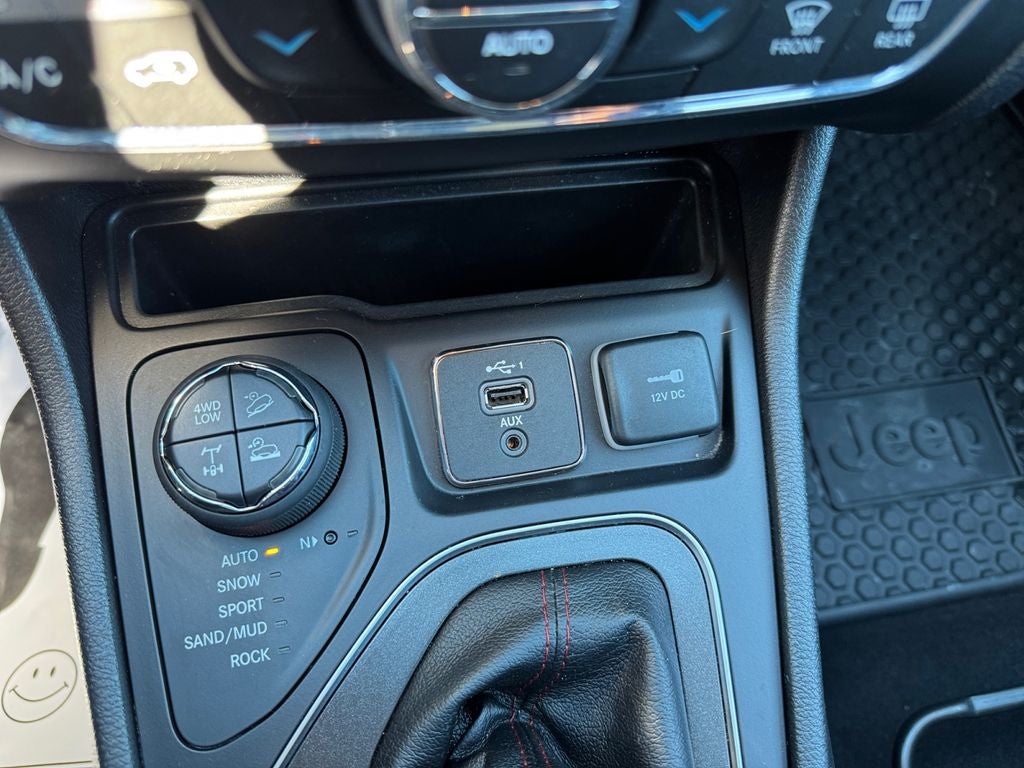 2020 Jeep Cherokee Trailhawk