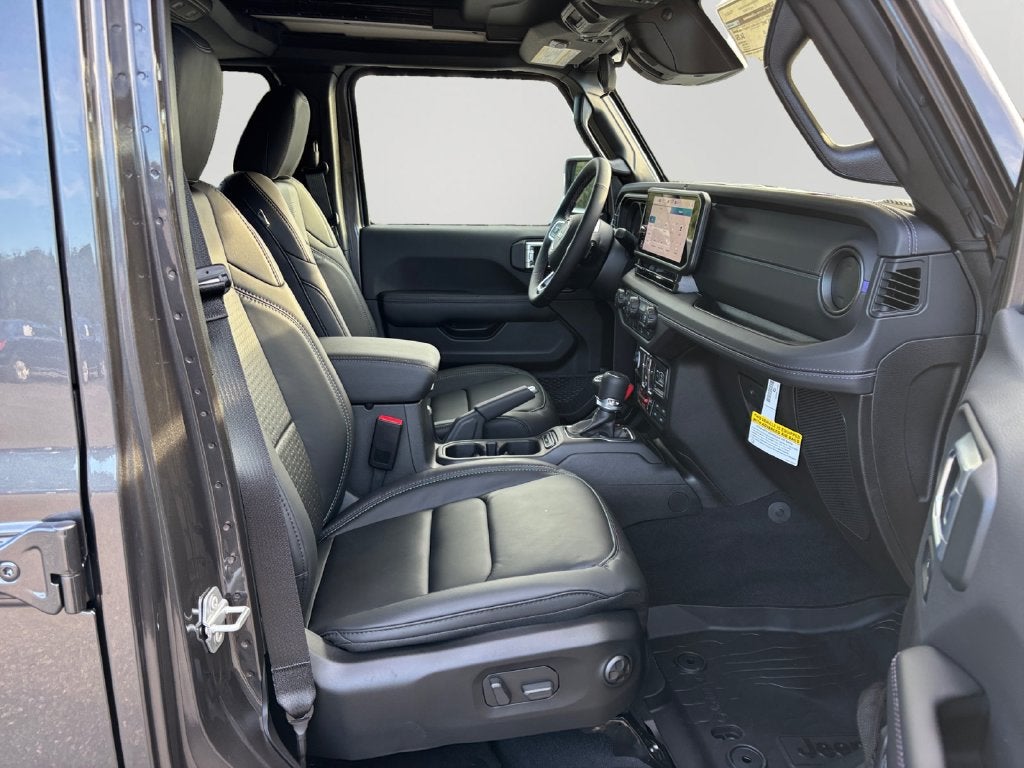 2027 Jeep Wrangler Base