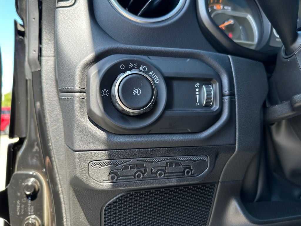 2025 Jeep Wrangler Sahara