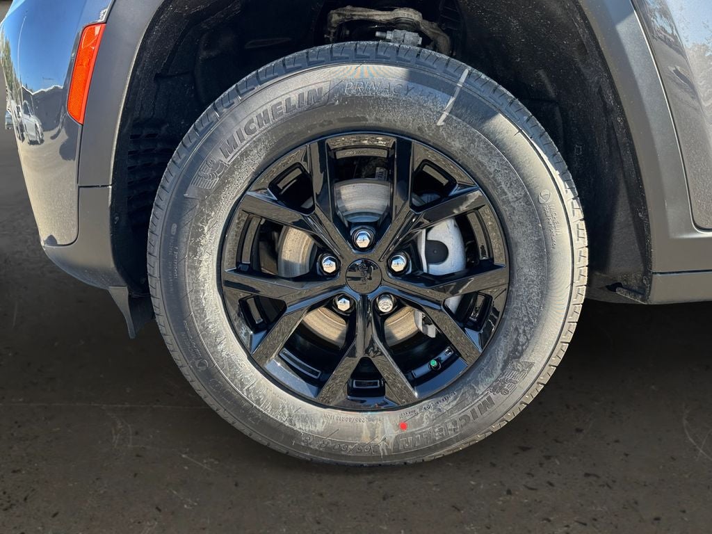 2026 Jeep Grand Cherokee Laredo