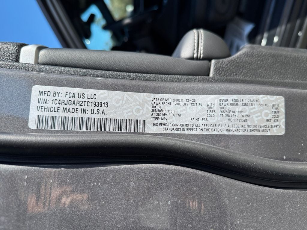 2026 Jeep Grand Cherokee Laredo