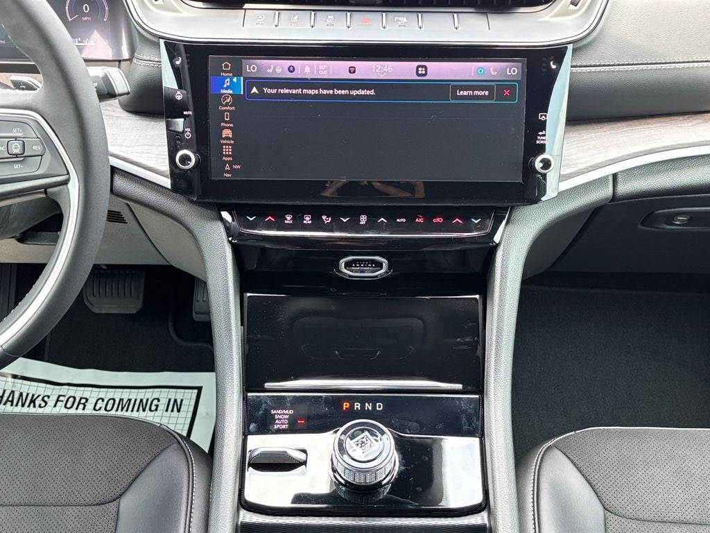 2026 Jeep Grand Cherokee Altitude
