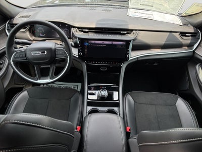 2026 Jeep Grand Cherokee Altitude