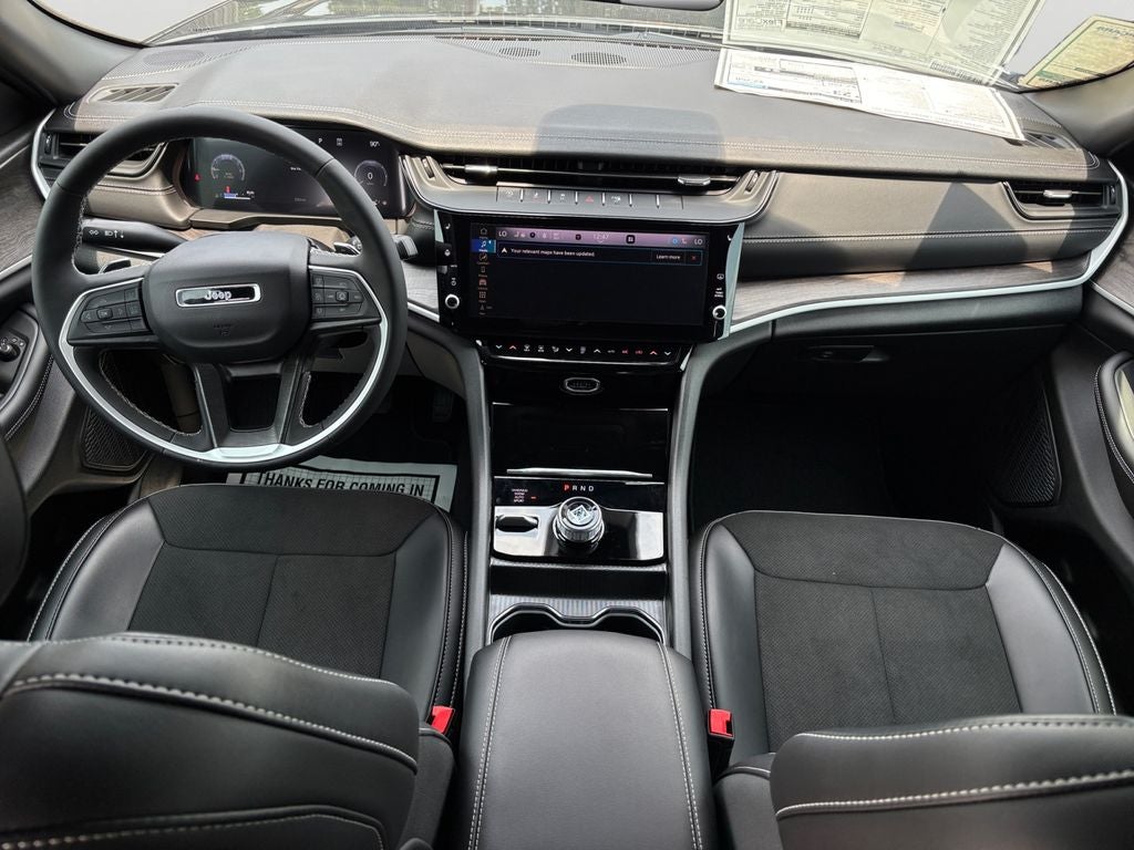 2026 Jeep Grand Cherokee Altitude