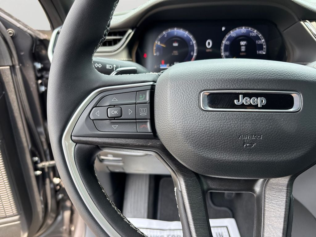 2026 Jeep Grand Cherokee Altitude