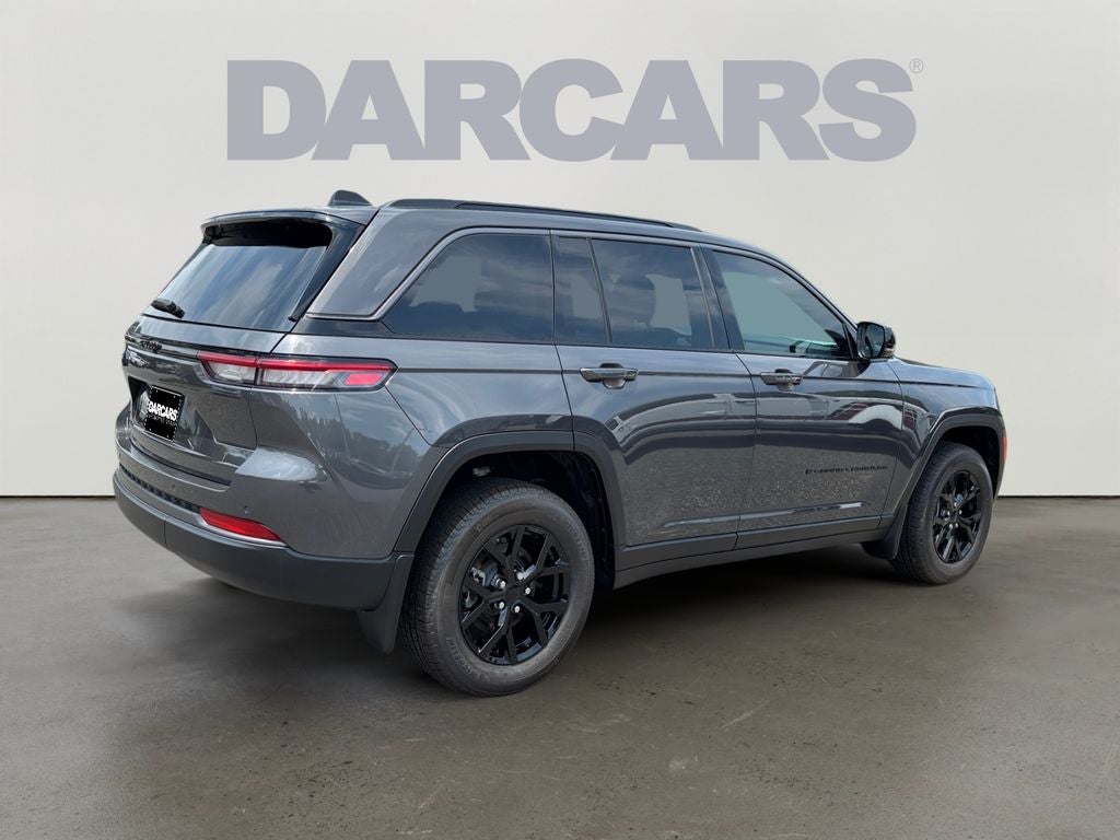 2026 Jeep Grand Cherokee Altitude