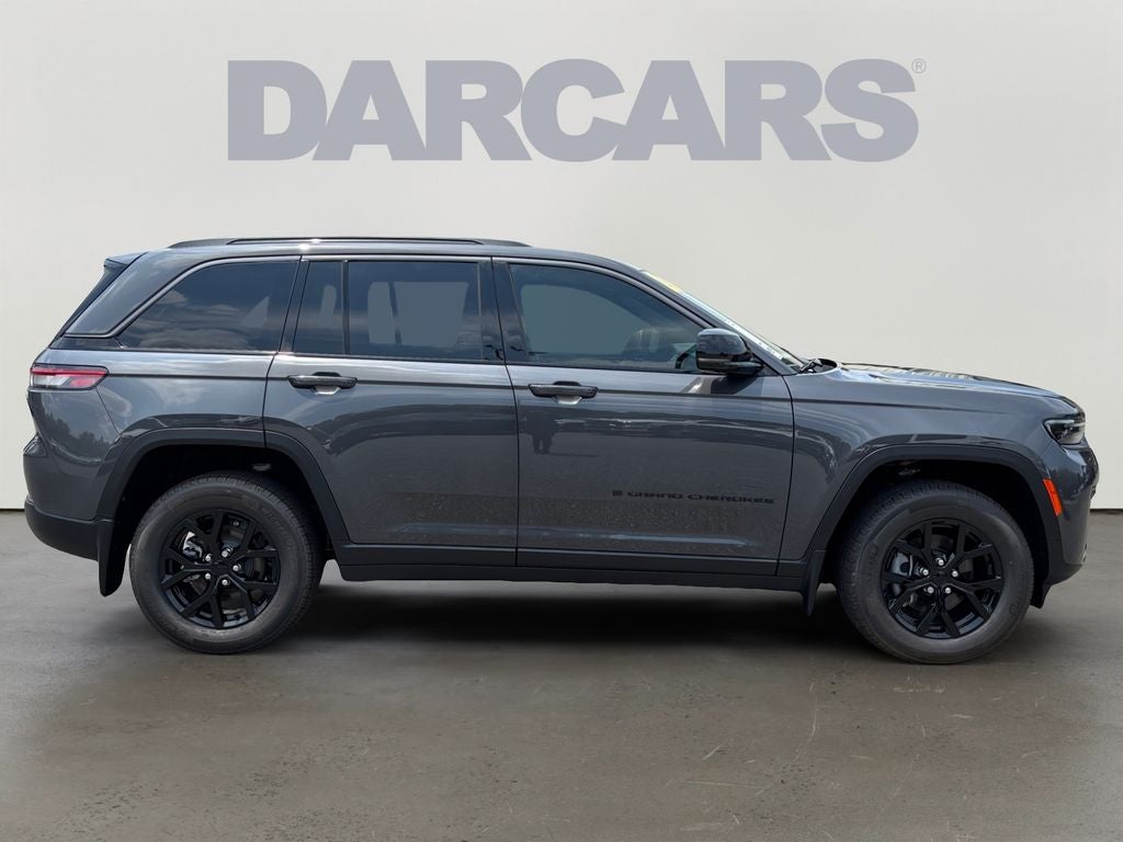 2026 Jeep Grand Cherokee Altitude