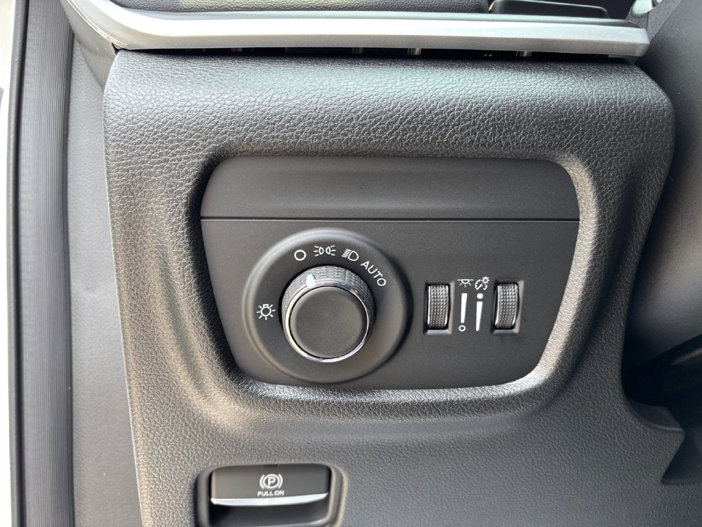 2026 Jeep Grand Cherokee L Laredo X