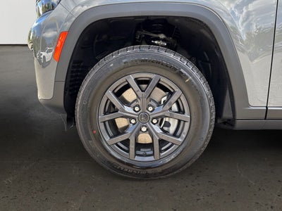 2027 Jeep Grand Cherokee L Laredo Altitude