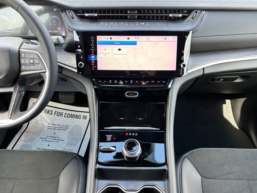 2027 Jeep Grand Cherokee L Laredo Altitude