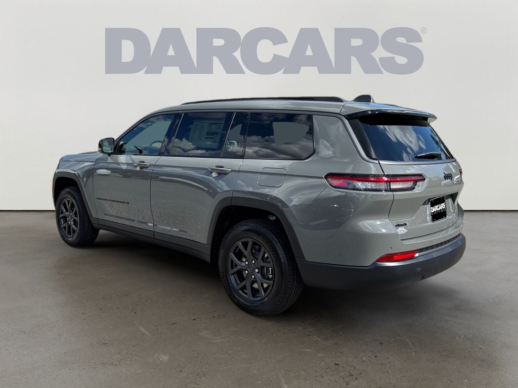 2027 Jeep Grand Cherokee L Laredo Altitude