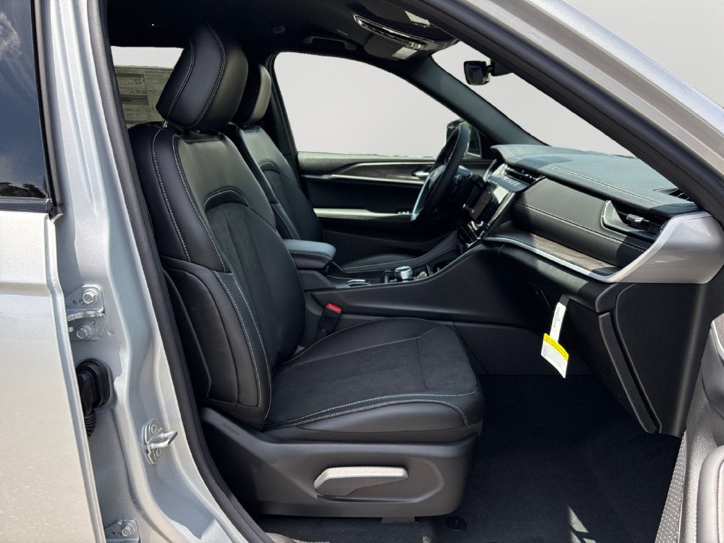 2026 Jeep Grand Cherokee L Altitude