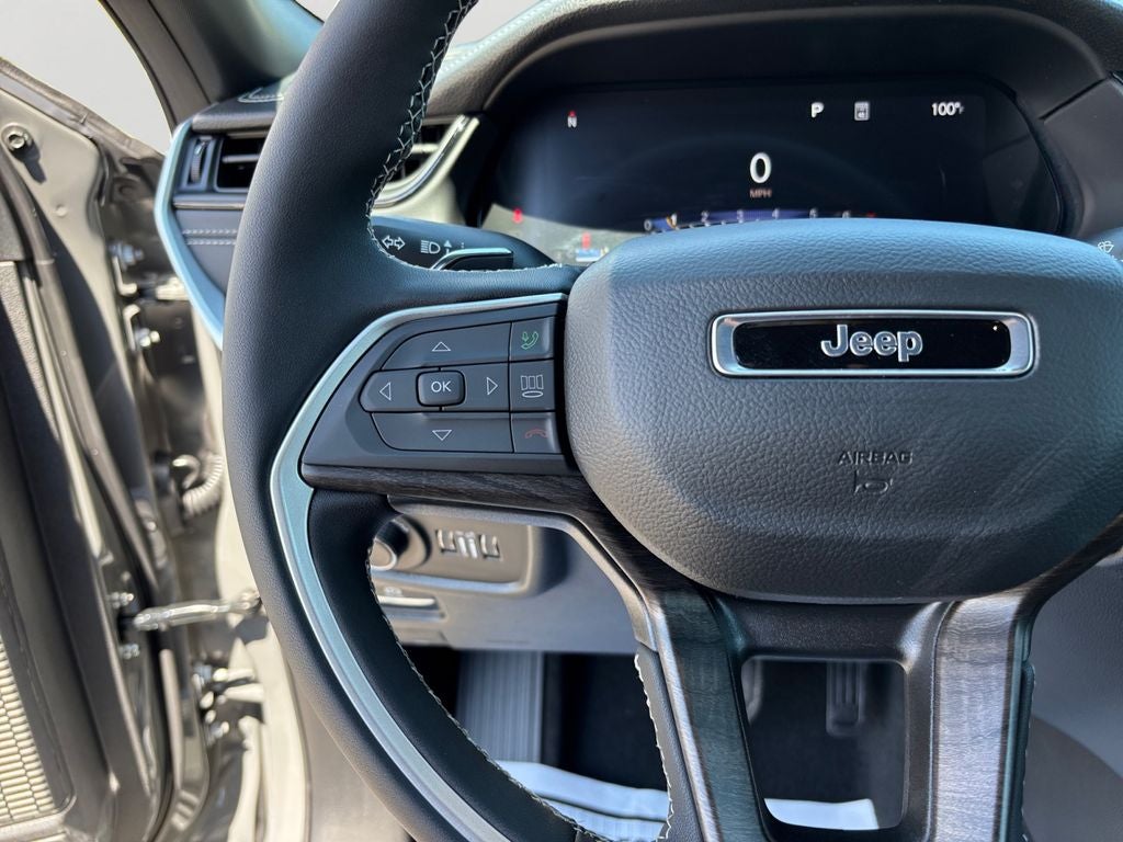 2027 Jeep Grand Cherokee L Laredo Altitude