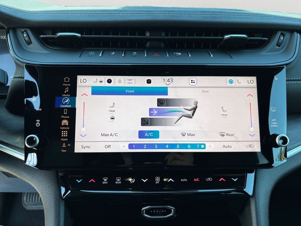 2027 Jeep Grand Cherokee L Laredo Altitude