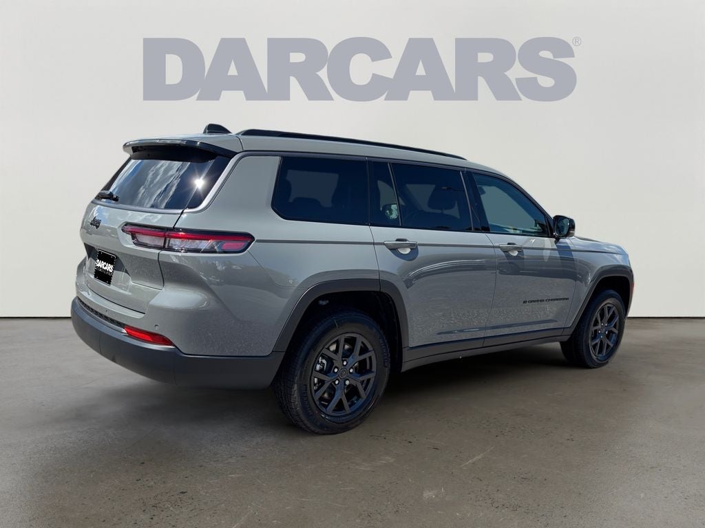 2027 Jeep Grand Cherokee L Laredo Altitude