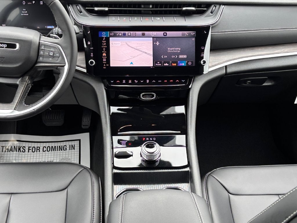2027 Jeep Grand Cherokee L Limited