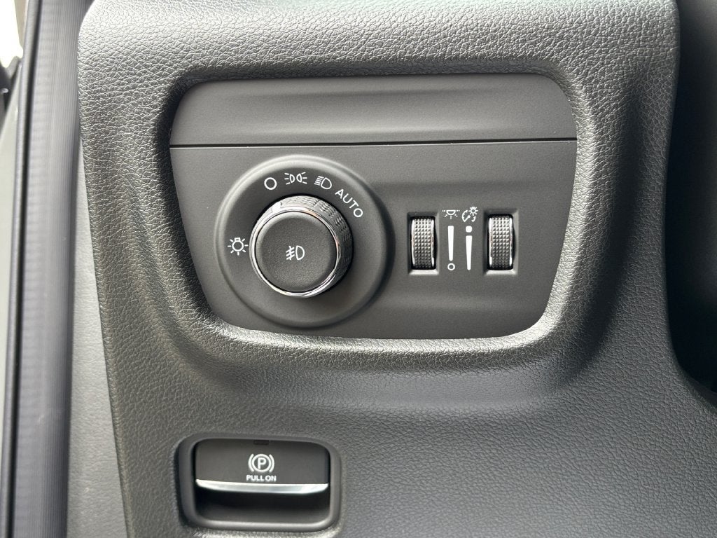 2027 Jeep Grand Cherokee L Limited
