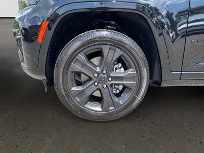 2027 Jeep Grand Cherokee L Limited Reserve