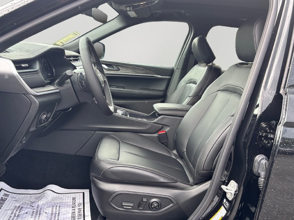 2027 Jeep Grand Cherokee L Limited