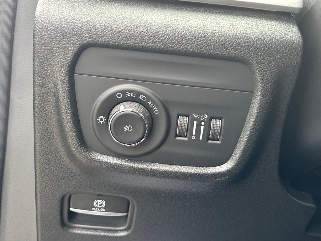 2027 Jeep Grand Cherokee L Limited