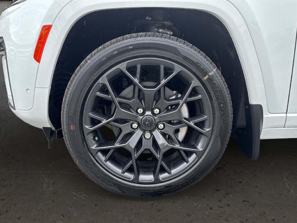 2027 Jeep Grand Cherokee L Summit
