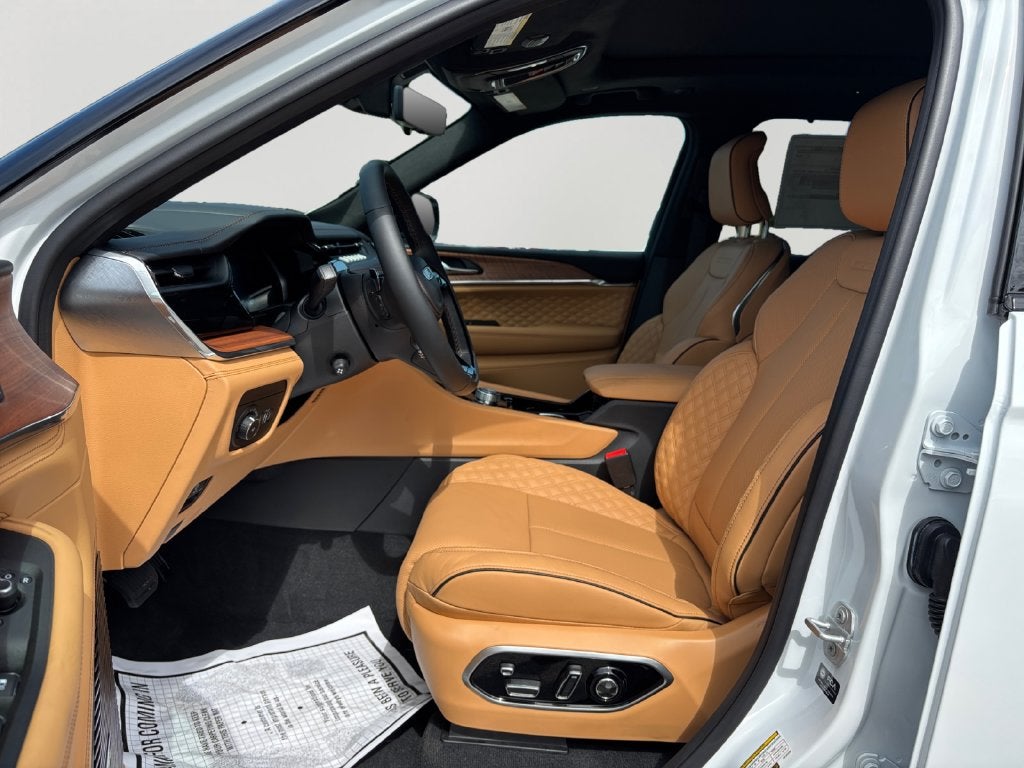 2027 Jeep Grand Cherokee L Summit