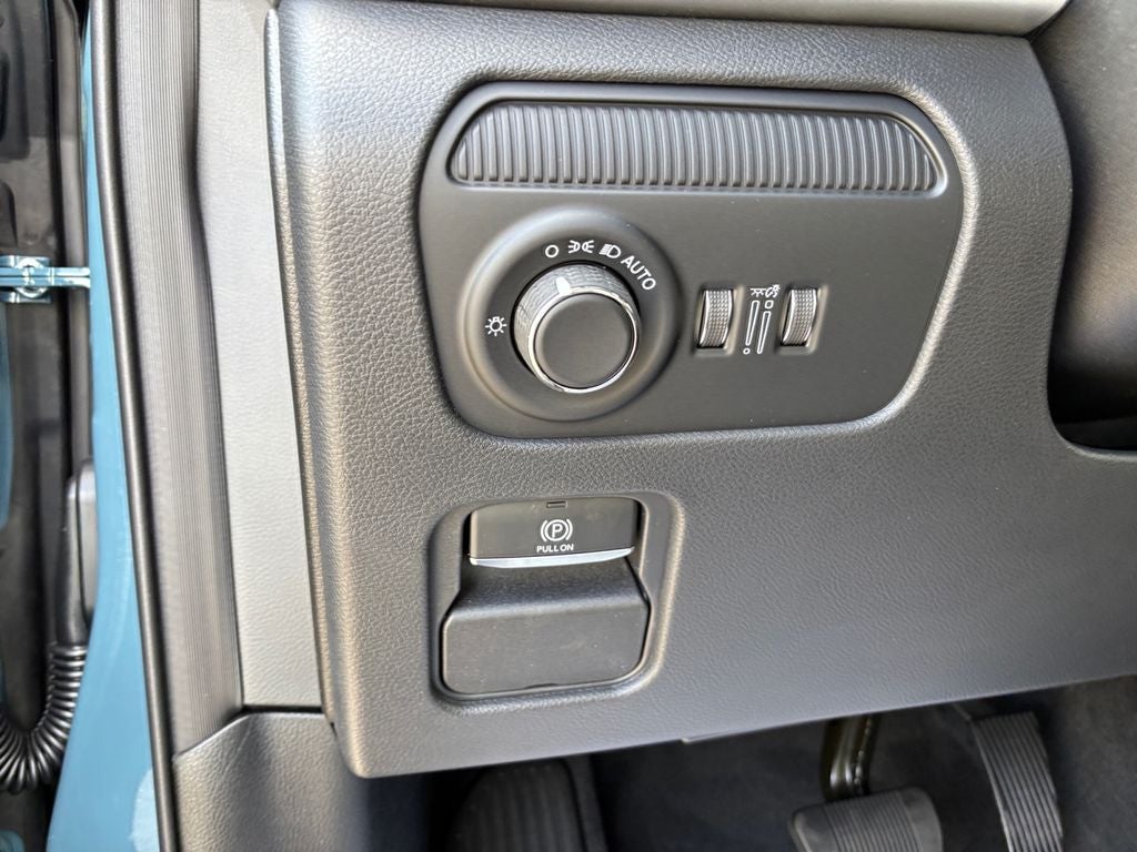 2026 Jeep Grand Wagoneer Base