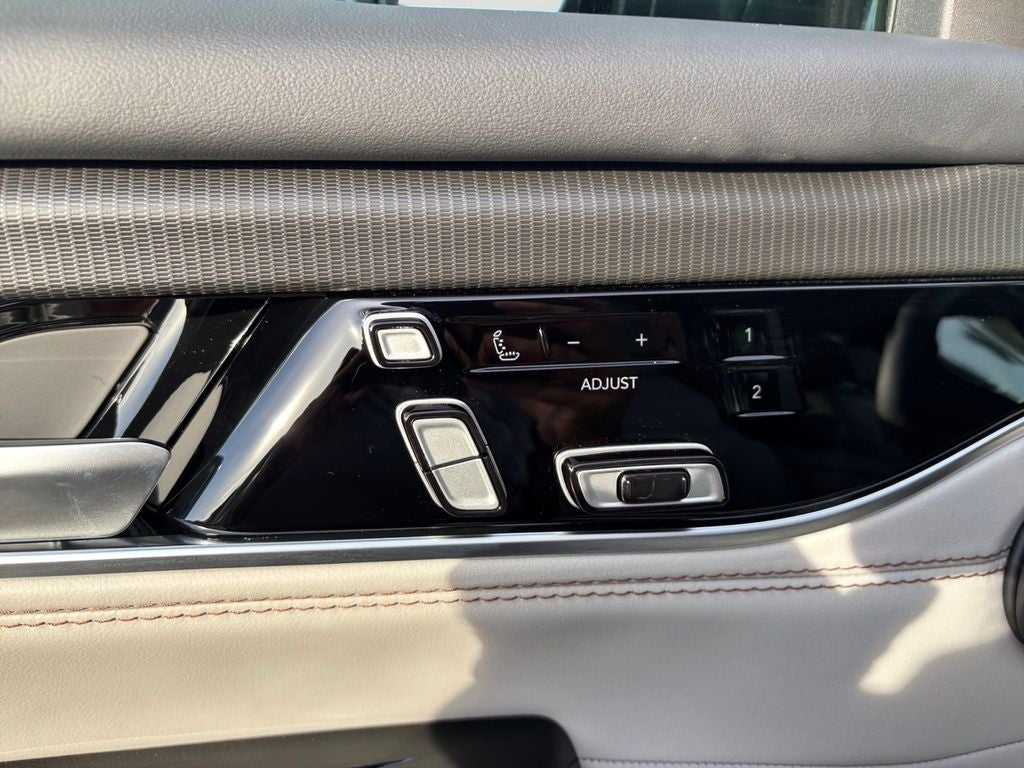 2026 Jeep Grand Wagoneer Summit Obsidian