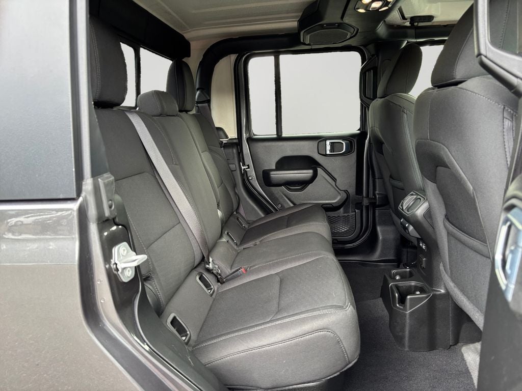 2021 Jeep Gladiator Willys