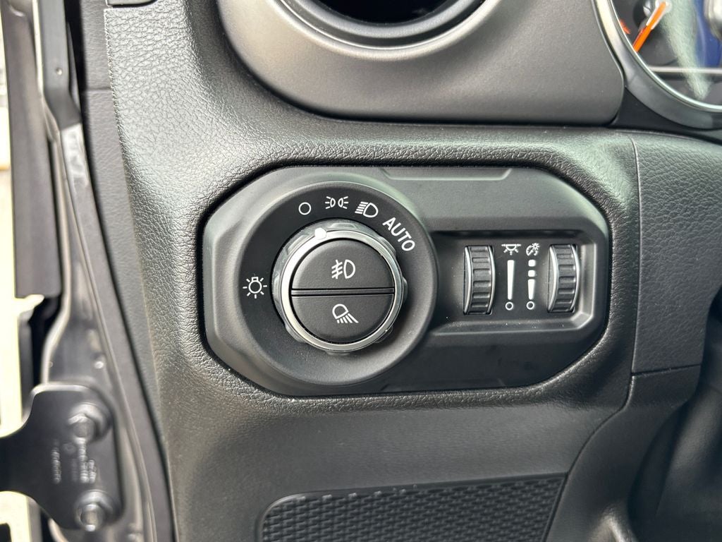 2021 Jeep Gladiator Willys