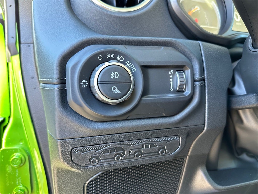 2025 Jeep Gladiator High Tide