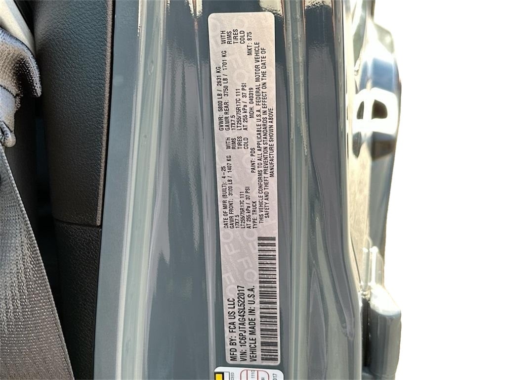 2025 Jeep Gladiator Sport