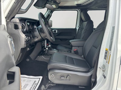2027 Jeep Gladiator Base