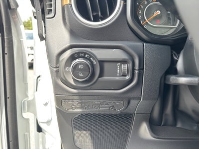 2027 Jeep Gladiator Base