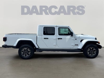 2027 Jeep Gladiator Base