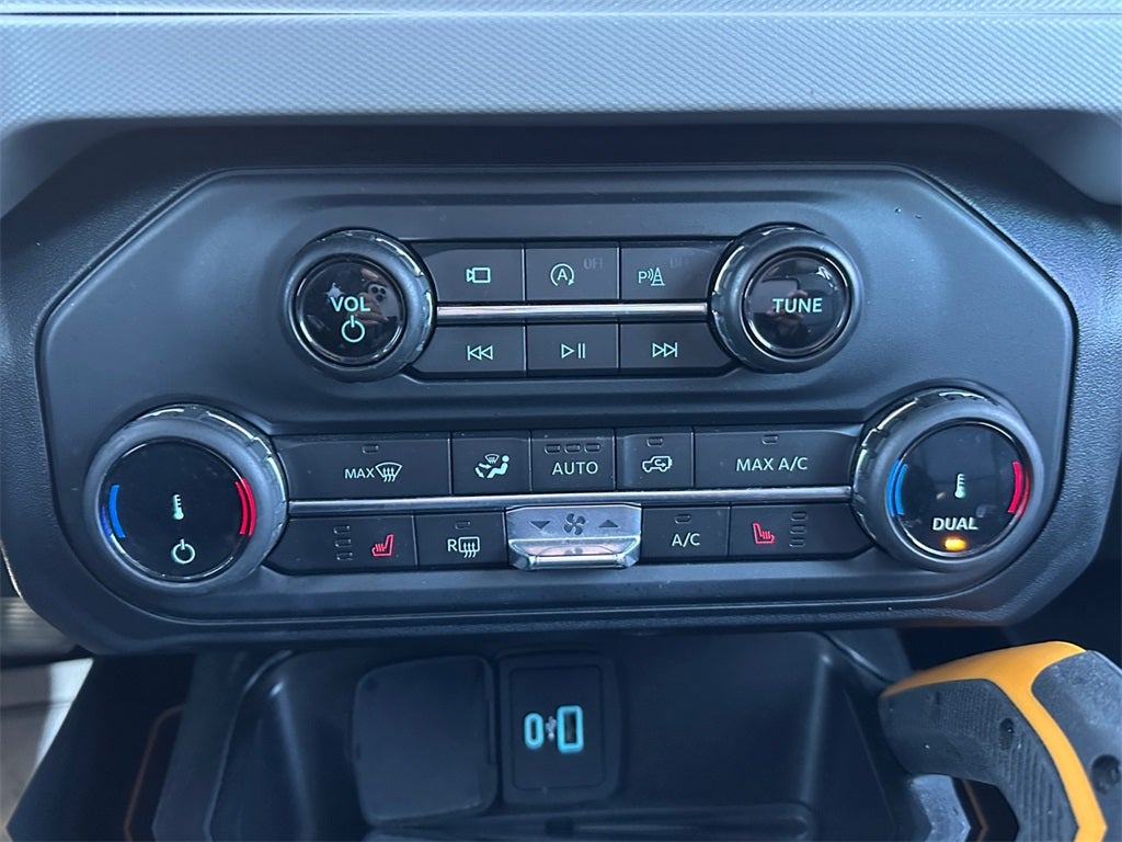 2022 Ford Bronco Badlands LIFTED