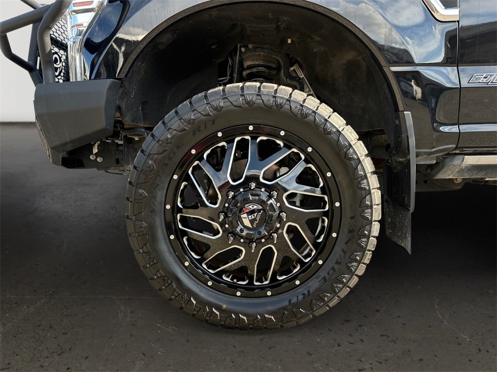 2022 Ford F-350SD Platinum DRW