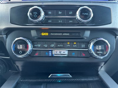 2022 Ford F-350SD Platinum DRW