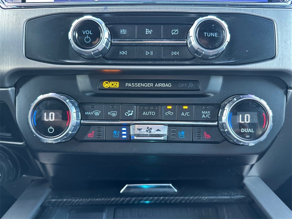 2022 Ford F-350SD Platinum DRW