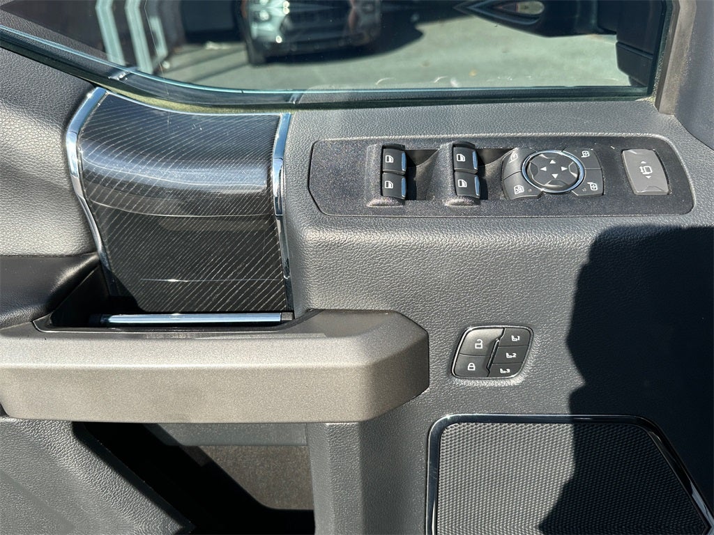 2022 Ford F-350SD Platinum DRW