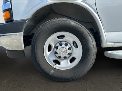 2024 Chevrolet Express 2500 Work Van Cargo