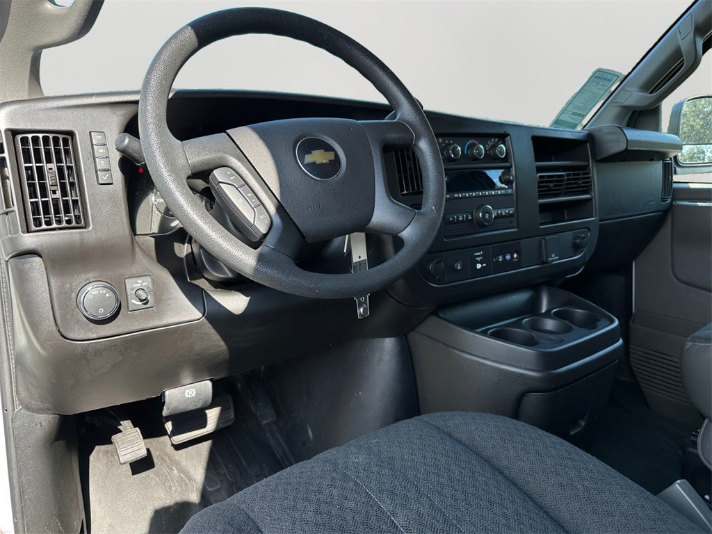 2024 Chevrolet Express 2500 Work Van Cargo