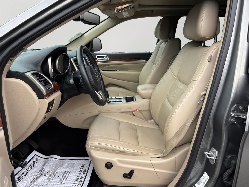 2011 Jeep Grand Cherokee Limited **SUPER CLEAN**