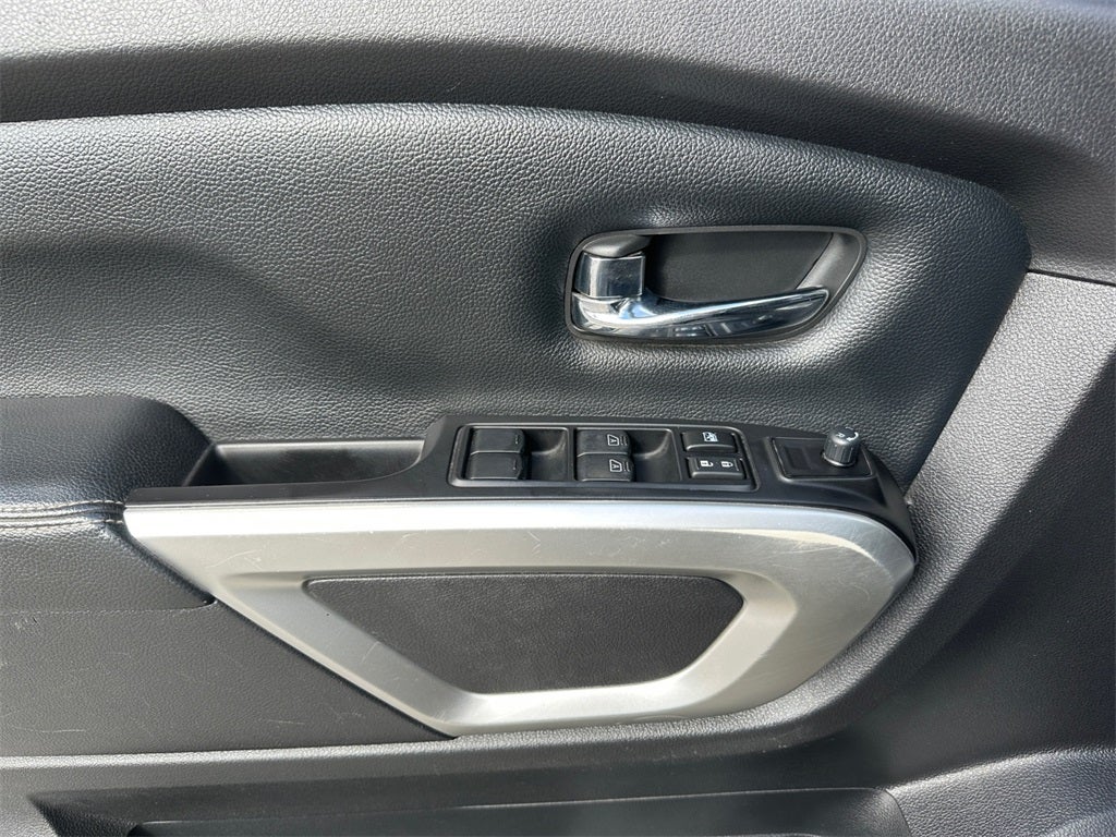 2018 Nissan Titan PRO-4X