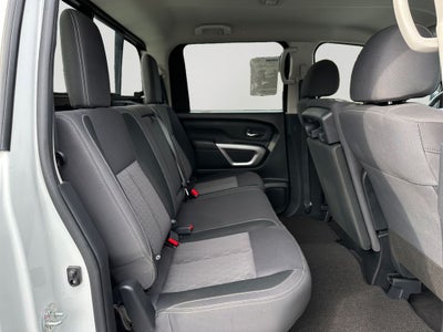 2023 Nissan Titan SV