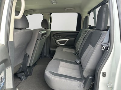 2023 Nissan Titan SV