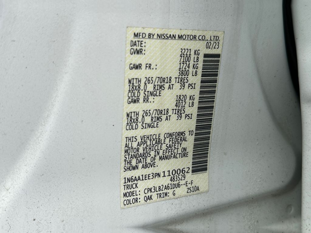 2023 Nissan Titan SV